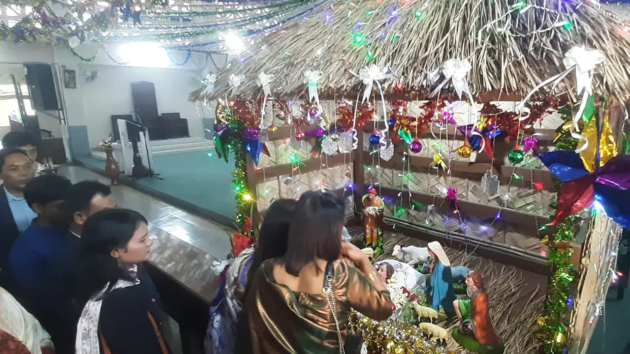 কাকরাইল চার্চে দেশ-জাতির শান্তি-সমৃদ্ধি কামনায় প্রার্থনা