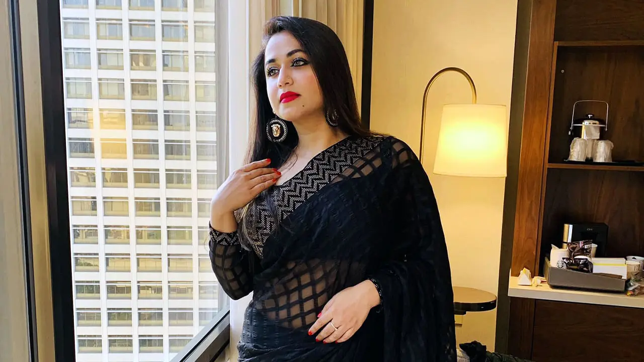 মাঝরাতে সাংবাদিকের মেসেজের ‘স্ক্রিনশট’ তুলে ফারিয়ার ফেসবুক পোস্ট