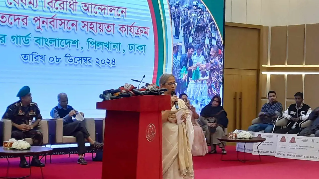হাসিনাকে গণহত্যার আসামি হয়ে কাঠগড়ায় দাঁড়াতে হবে : ফরিদা আখতার