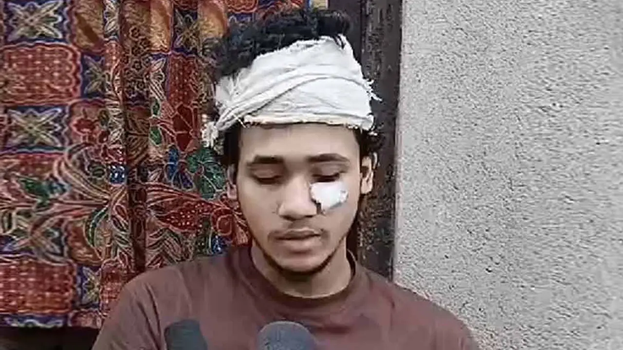 ভারতীয় ও হিন্দু বলে বাংলাদেশে মারধর করেছে, দাবি কলকাতার যুবকের
