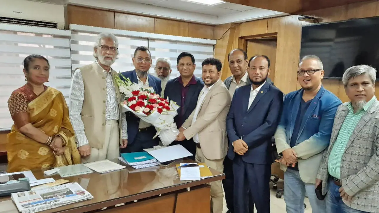 বিদেশি পর্যটক আনতে দ্রুত ই-ভিসা চায় ট্যুর অপারেটররা