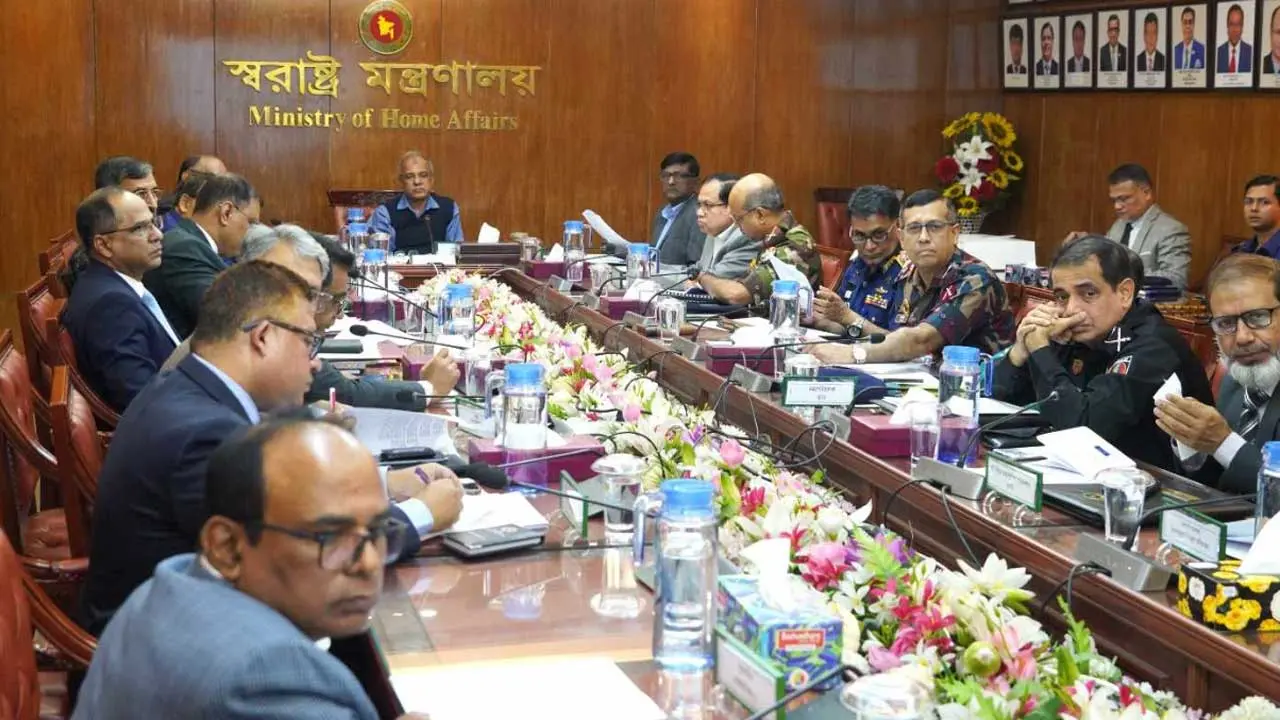 অবৈধ বিদেশিদের বাংলাদেশে থাকতে দেওয়া হবে না