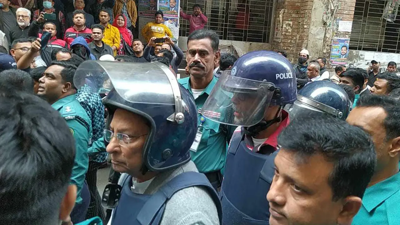 হত্যা মামলায় হাসানুল হক ইনুর ফের ৪ দিনের রিমান্ড