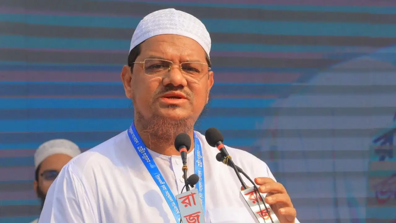 ২০২৪ জাতির মুক্তিকামী চরিত্রের আরেকটি মাইলফলক : চরমোনাই পীর