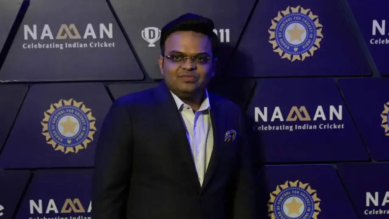 চ্যাম্পিয়ন্স ট্রফির বিতর্কের মাঝেই আইসিসির চেয়ারে জয় শাহ