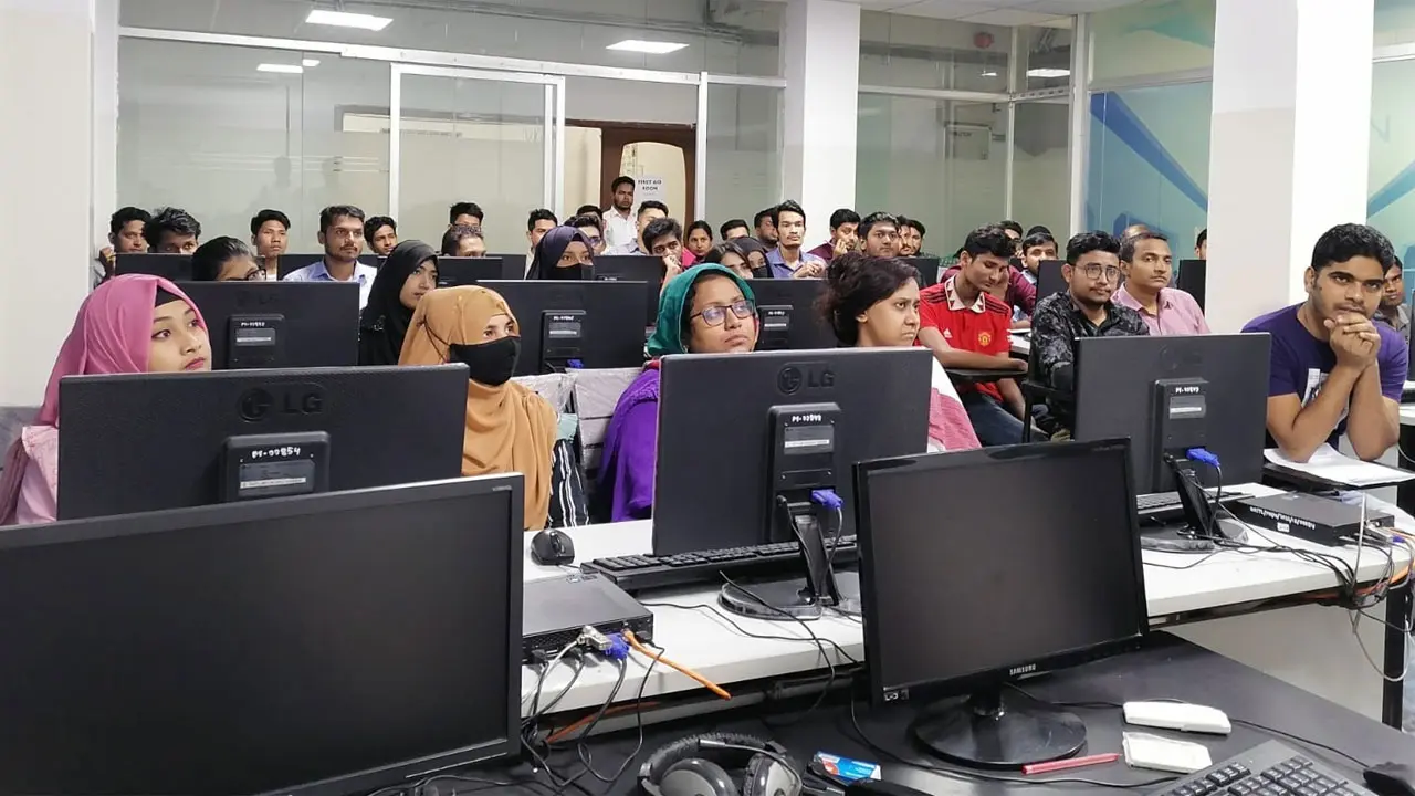 এইচএসসি পাসেই গোল্ডেন হারভেস্টে ৪০০ জনের চাকরি