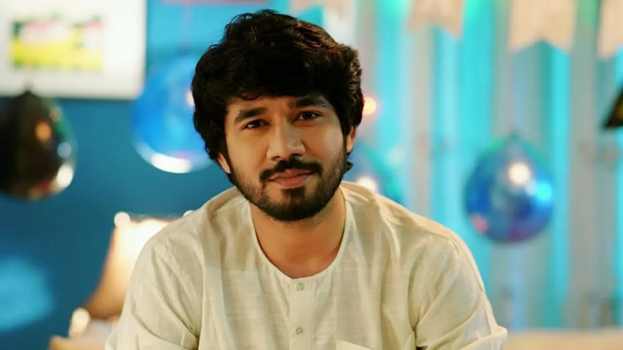 আবেগঘন পোস্টে যা বললেন খায়রুল বাসার