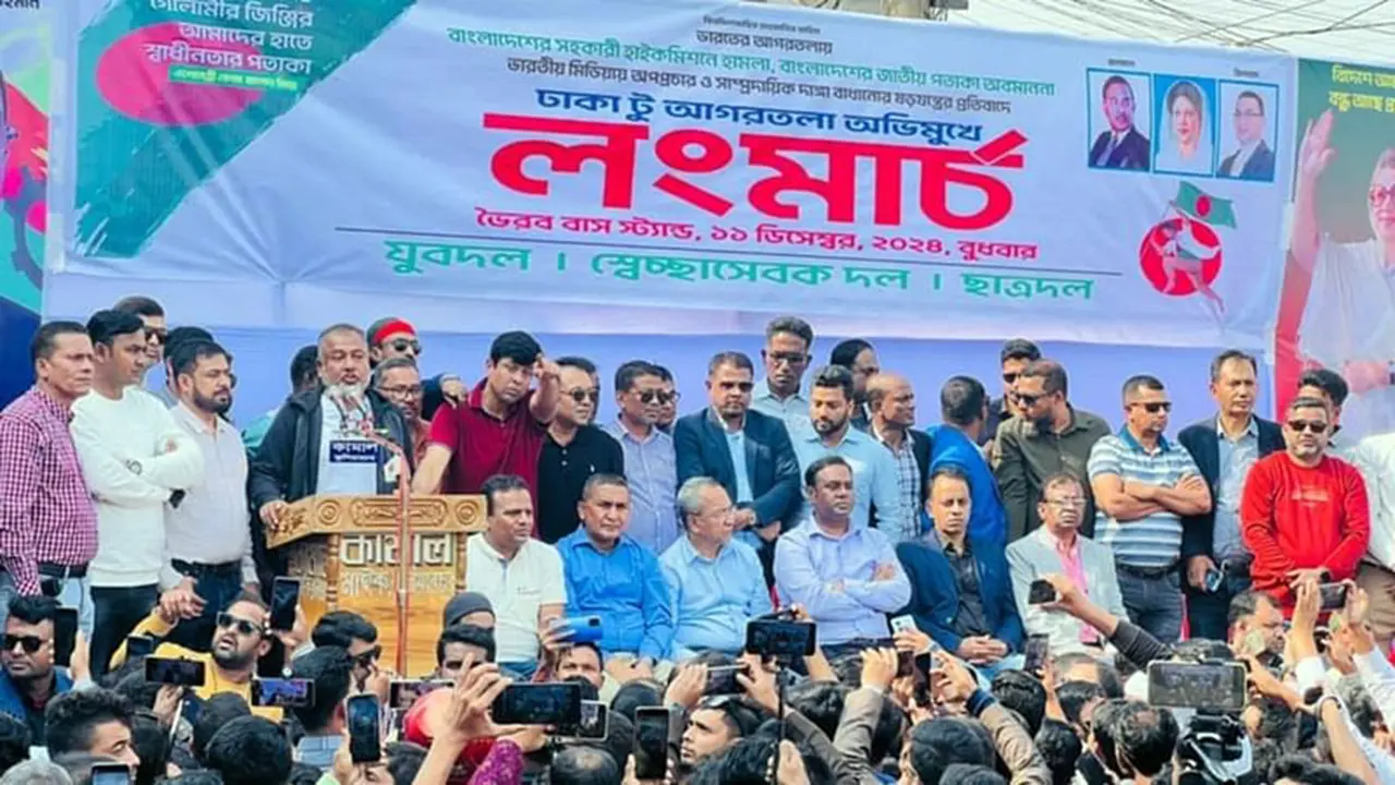 দেশের এক ইঞ্চি মাটির দিকে তাকালে চোখ উপড়ে ফেলা হবে