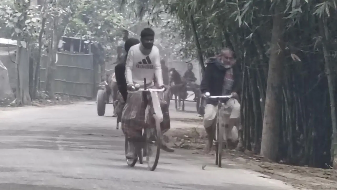 কনকনে শীতে কাহিল কুড়িগ্রামের মানুষ
