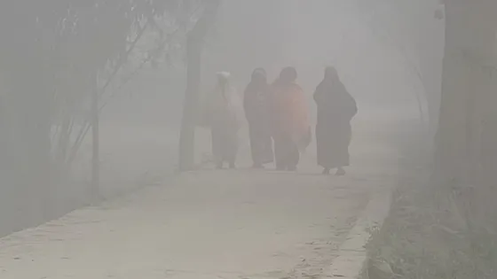 কুড়িগ্রামে জেঁকে বসেছে শীত, কনকনে ঠান্ডায় জীবনযাত্রা ব্যাহত