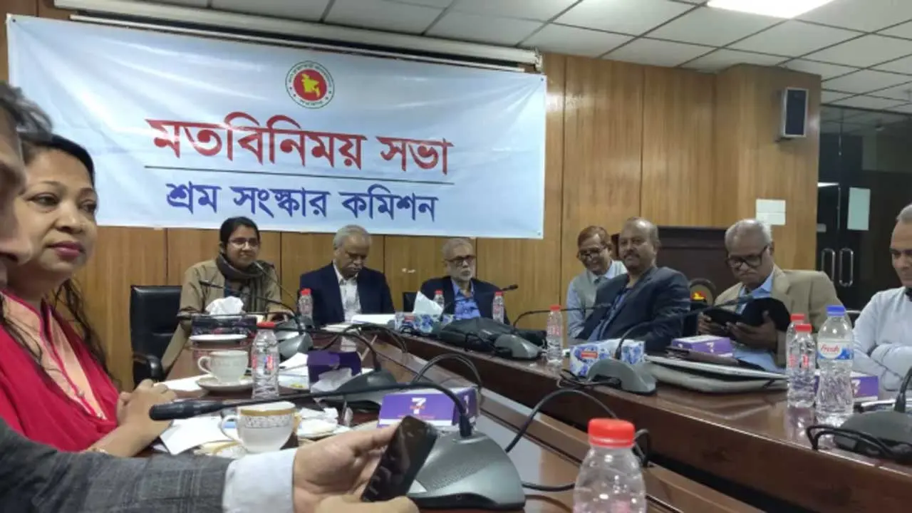 ‘নির্ধারিত সময়ের মধ্যেই শ্রম সংস্কার সুপারিশ প্রণয়ন করতে পারব’