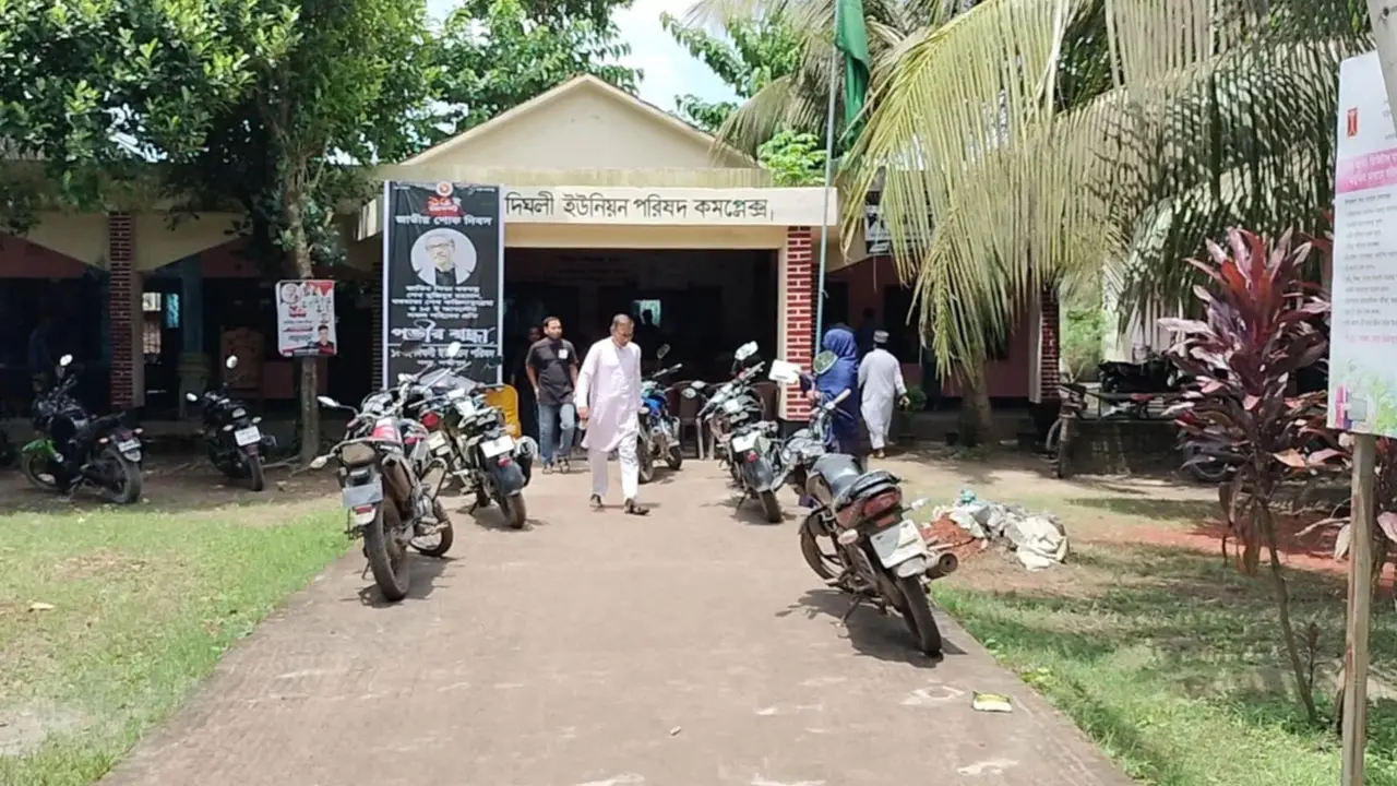 লক্ষ্মীপুরে ১১ ইউপিতে প্রশাসক নিয়োগ