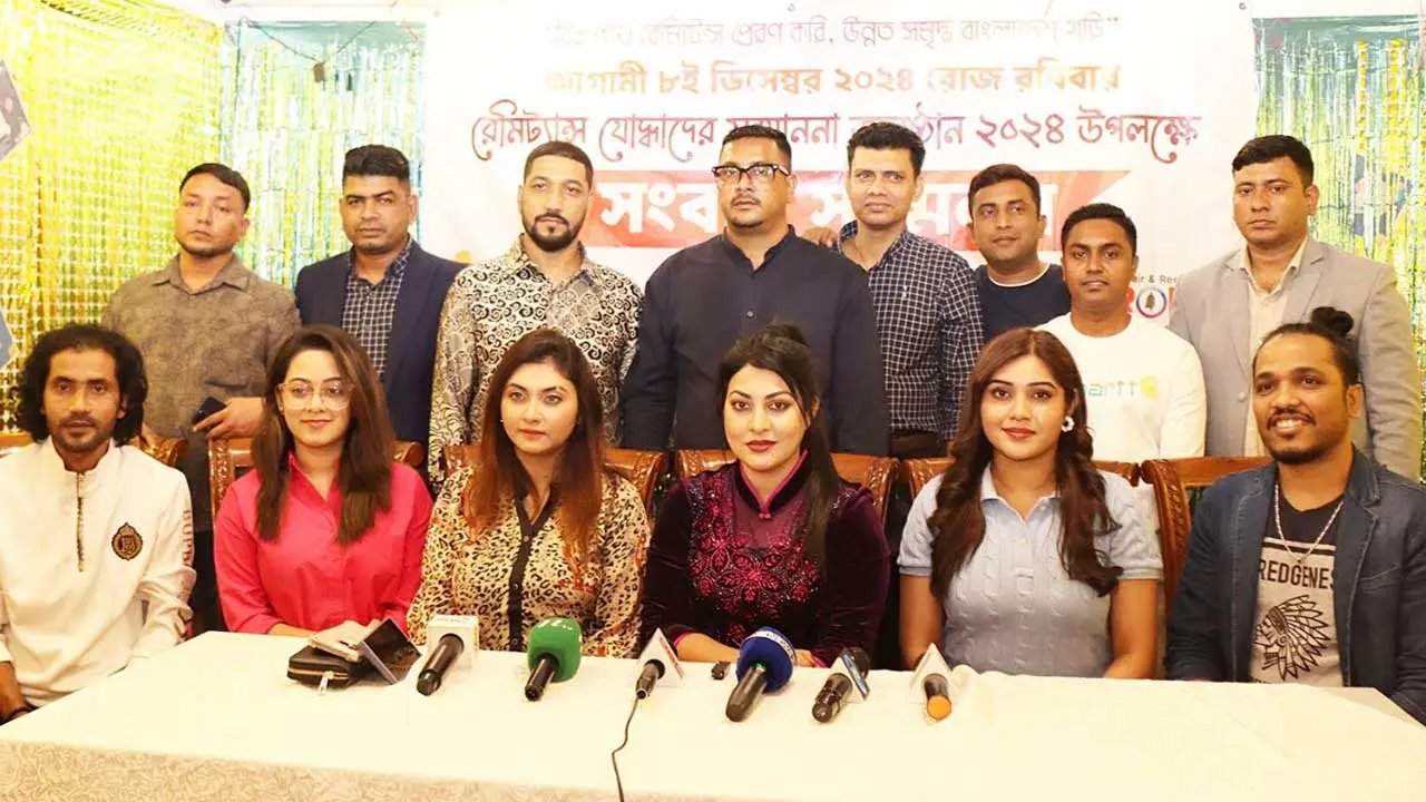 রেমিট্যান্সযোদ্ধাদের মাতাতে মালয়েশিয়ায় নায়ক শাকিব খান ও দীঘি
