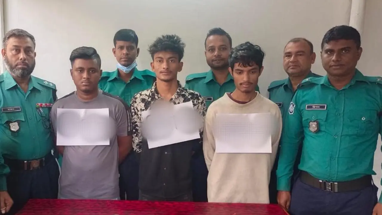 জুয়া খেলায় বাধা, মালিককে মেরে মাটিতে পুঁতে ঢালাই করে ফেলেন তারা