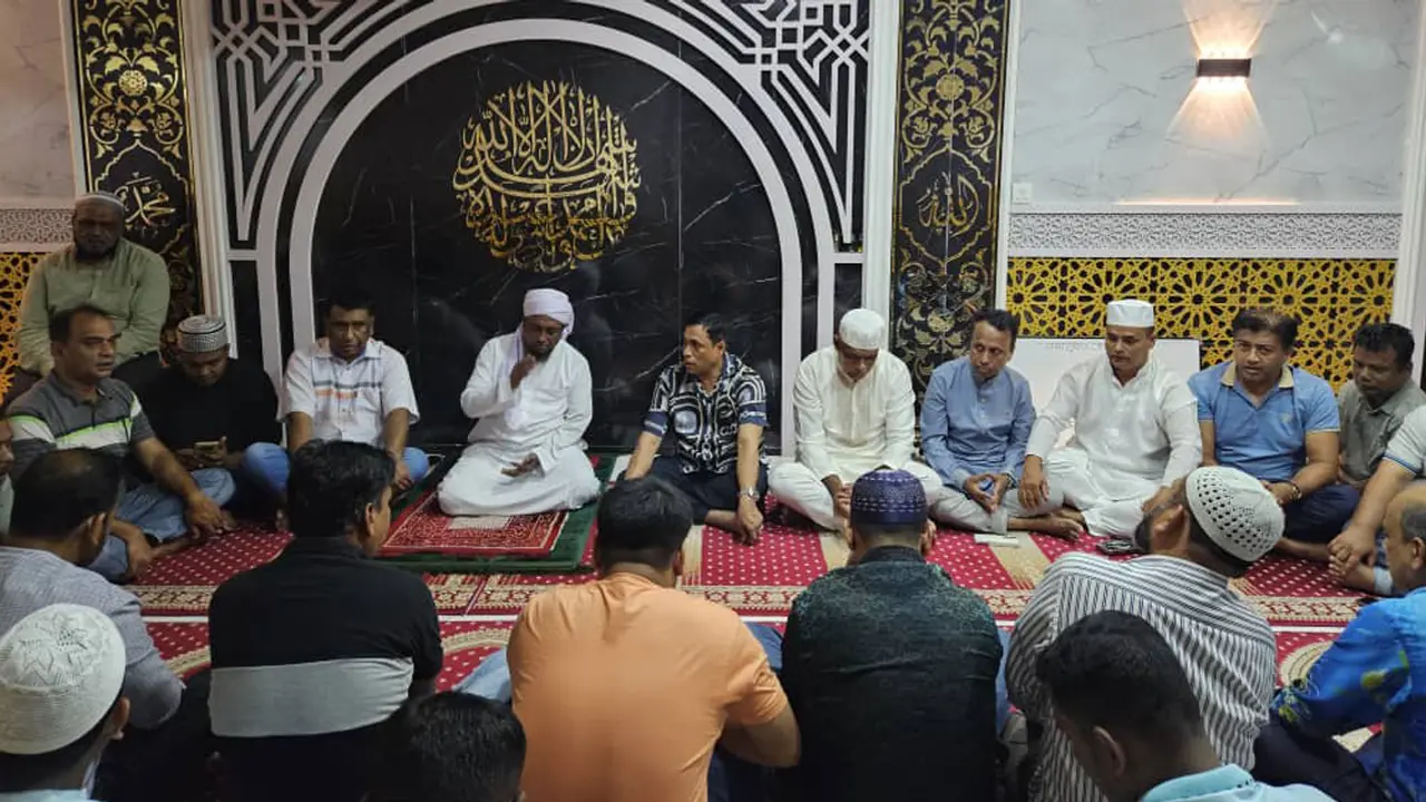 ওয়াহিদুজামানের মায়ের মৃত্যুতে কুয়ালালামপুরে দোয়া ও মোনাজাত