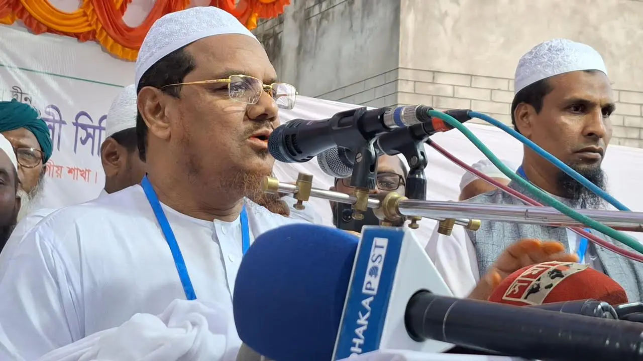 পাশের দেশের গণমাধ্যম সম্প্রীতি নষ্টের অপচেষ্টা চালাচ্ছে