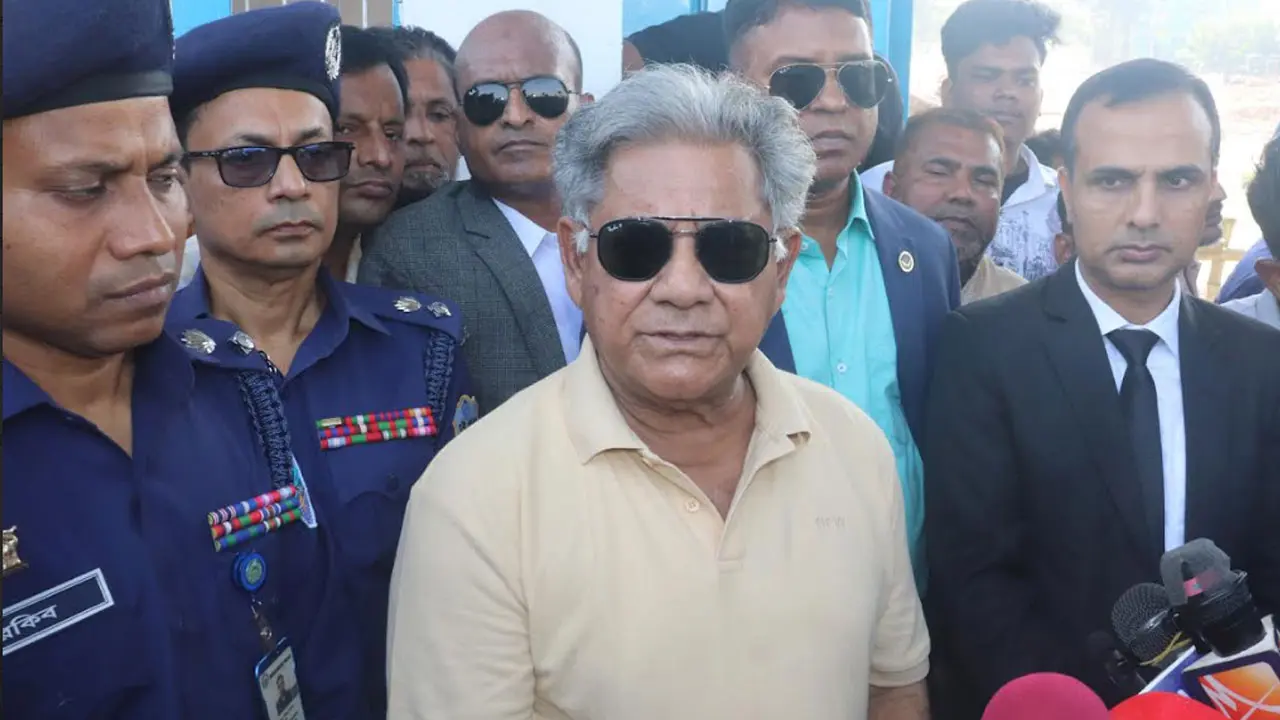 ‘পায়ে পড়ে ঝগড়া করলে বাংলাদেশিরা আর ভারতমুখী হবে না’