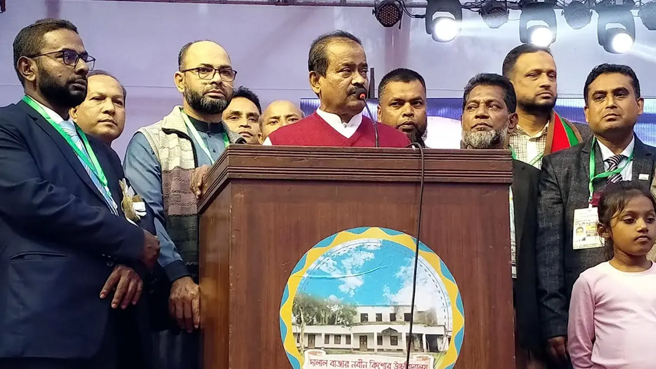 অযোগ্য লোকদের নিয়োগ দিয়ে শিক্ষার মান কমানো হয়েছে : খায়ের ভূঁইয়া