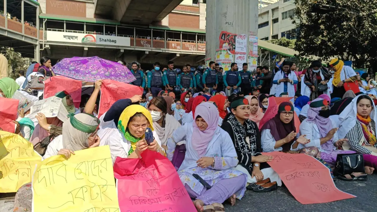প্রশিক্ষণার্থী চিকিৎসকদের ভাতা বাড়িয়ে প্রজ্ঞাপন