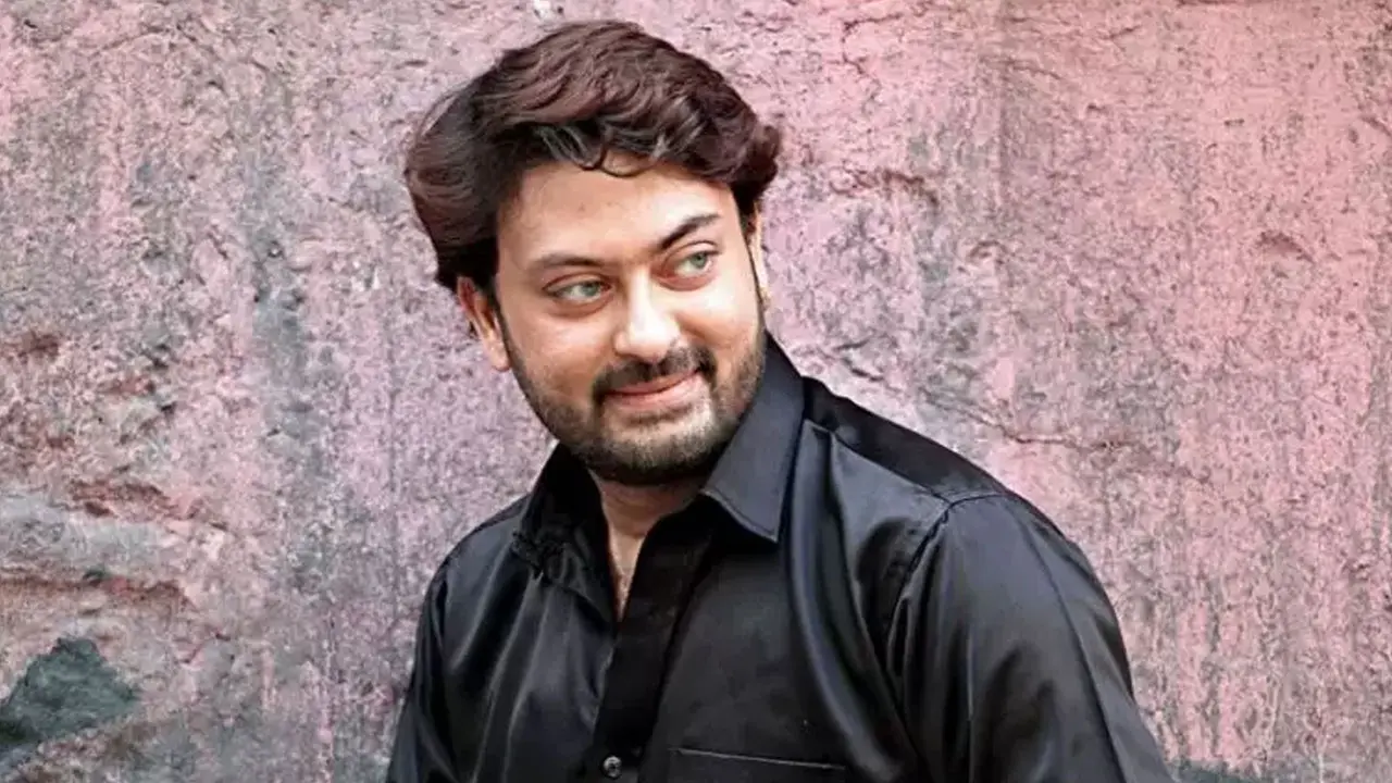হাসপাতালের বিছানায় জন্মদিন কাটালেন অভিনেতা
