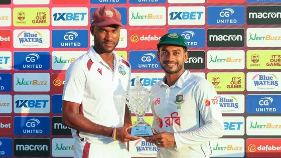 মিরাজের নেতৃত্বের প্রশংসা করে যা বললেন কোচ