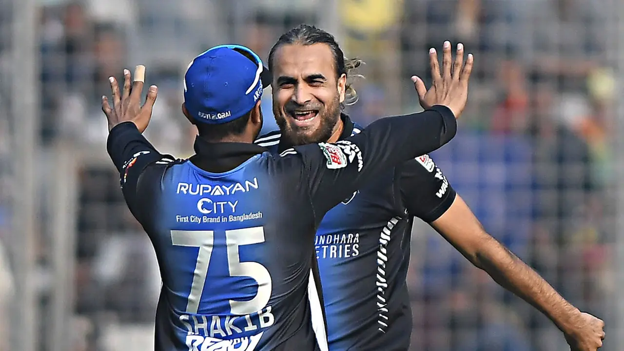 বিপিএলের পারিশ্রমিক না পাওয়ার অভিযোগ ইমরান তাহিরের