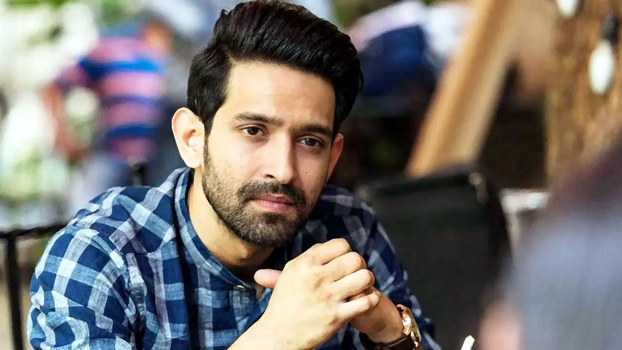 ৩৭ বছরেই অভিনয় থেকে অবসর ঘোষণা ‘টুয়েলভথ ফেল’ অভিনেতার