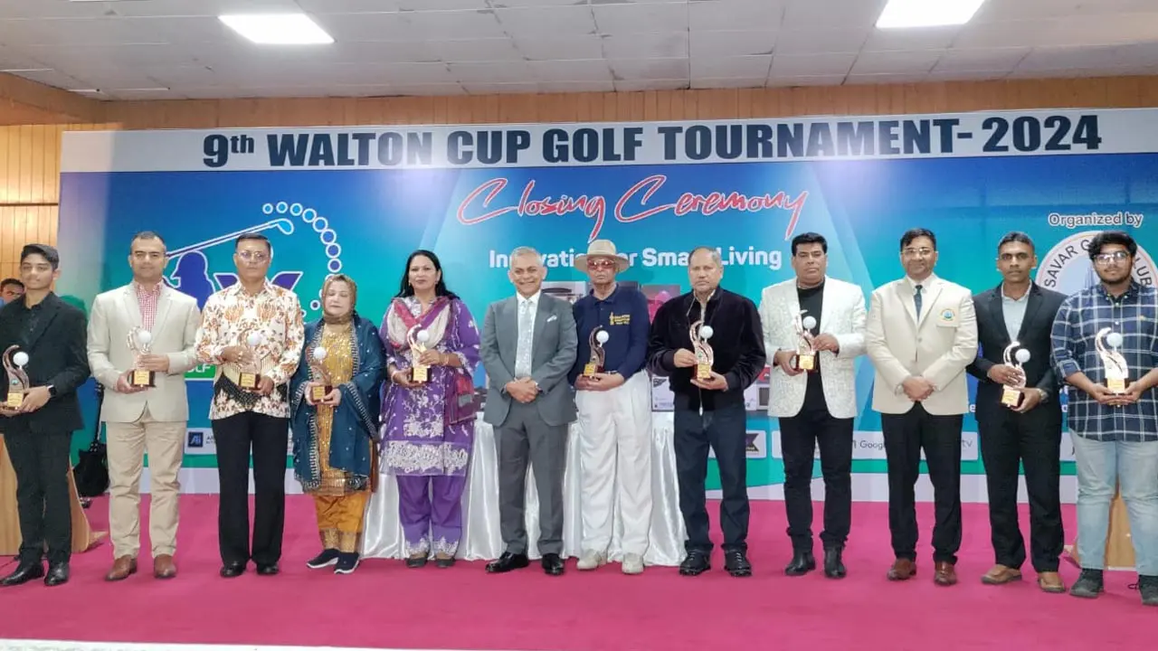 নবম ওয়ালটন কাপ গলফ টুর্নামেন্টের পুরস্কার বিতরণ