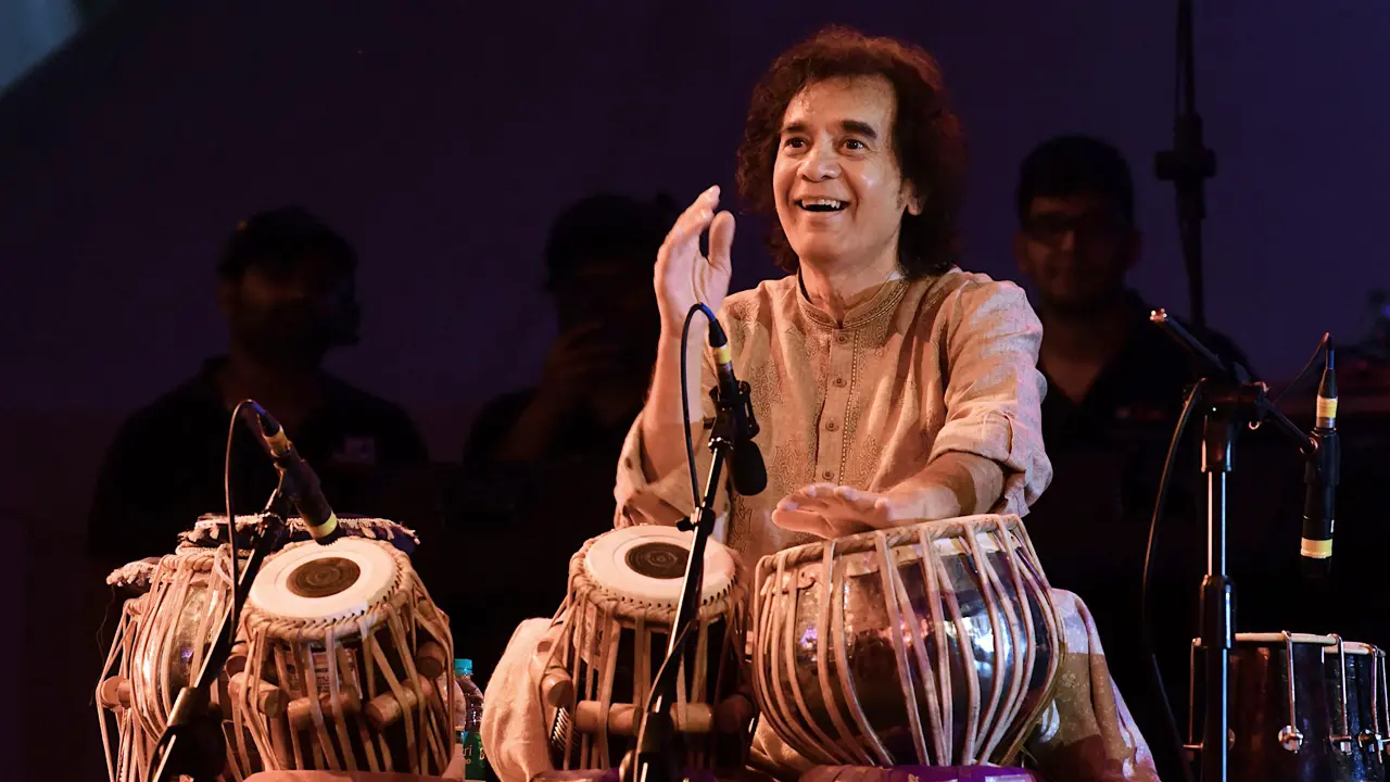বিশ্বখ্যাত তবলাবাদক জাকির হোসেন মারা গেছেন, নিশ্চিত করলো পরিবার