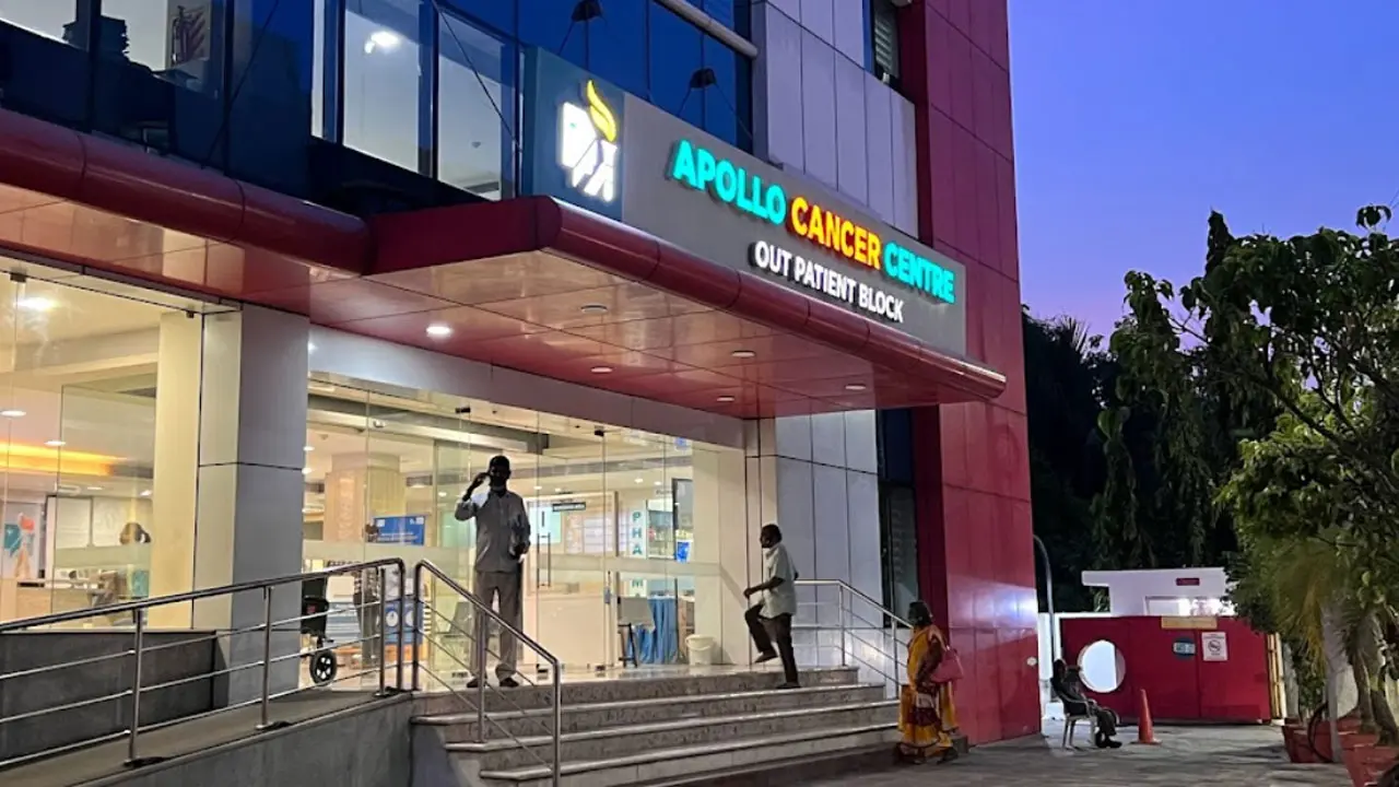 ক্যানসার চিকিৎসায় নতুন সাফল্যের দাবি অ্যাপোলোর