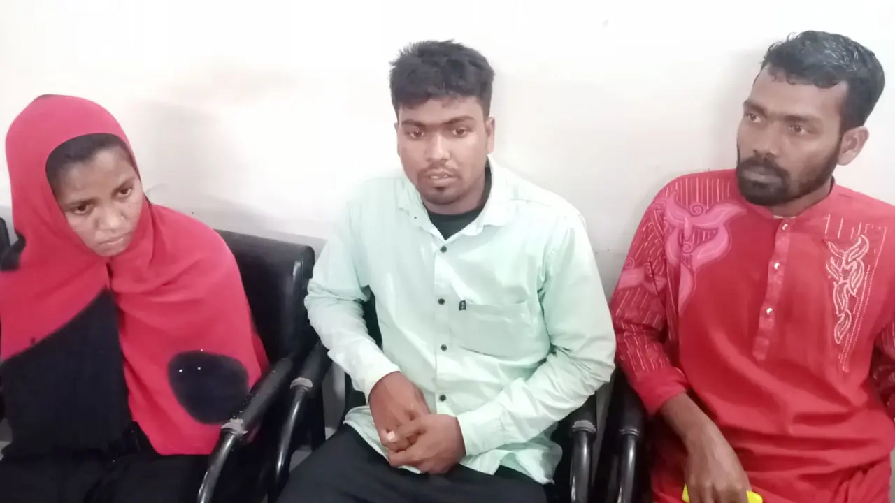 বরিশালে ভোটার হতে এসে ভারতীয় নাগরিকসহ আটক ৩