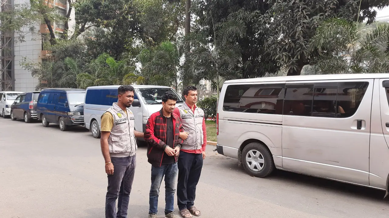 প্রবাসী বন্ধু সেজে কল, ছয় মাসে দুর্জয়ের আড়াই হাজার প্রতারণা