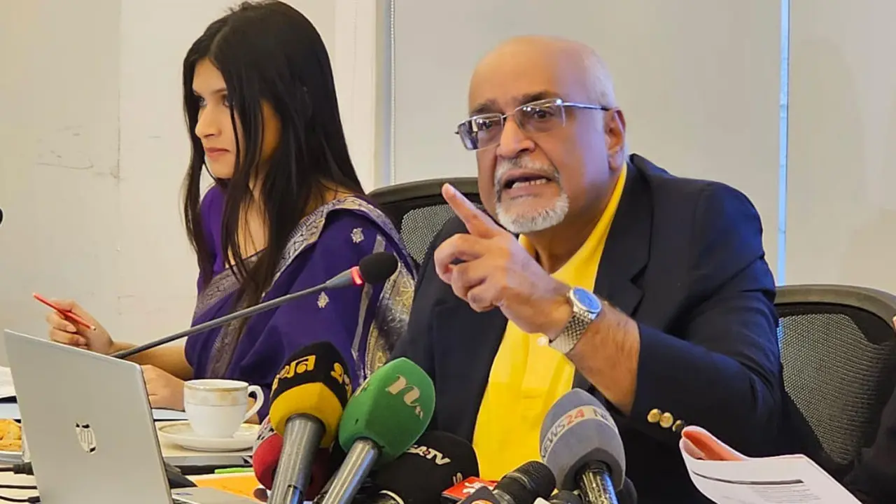 বিভ্রান্তিকর তথ্যে টাঙ্গাইল শাড়ির জিআই করেছে ভারত : সিপিডি