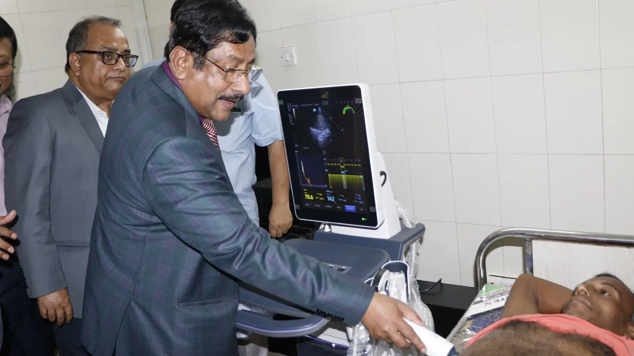 লিভার চিকিৎসায় প্রথমবারের মতো যুক্ত হলো ‘হেপাটাস’ মেশিন