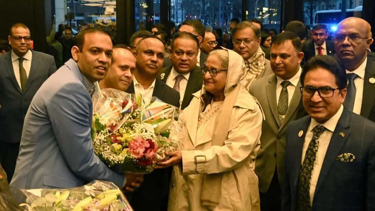 প্রধানমন্ত্রীর আগমনে উৎসবমুখর মিউনিখ