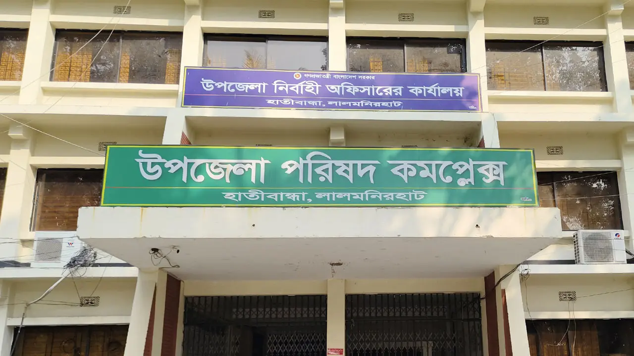 অনিয়মে বাধা দেওয়ায় প্রকৌশলীকে পেটাল স্বেচ্ছাসেবক লীগ নেতা