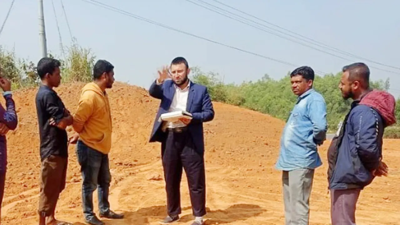 শিল্পপতি নাদের খানসহ ৪ জনের বিরুদ্ধে মামলা