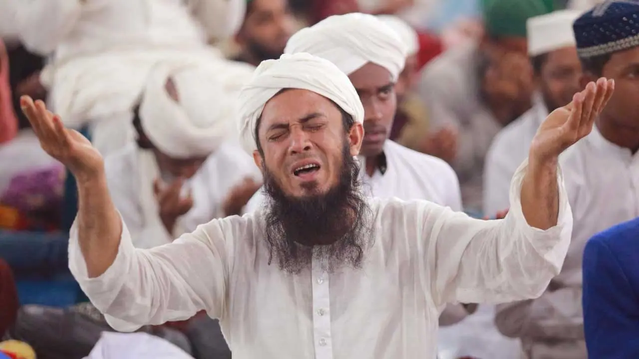 আমিন আমিন ধ্বনিতে শেষ হলো তিন দিনের ইজতেমা