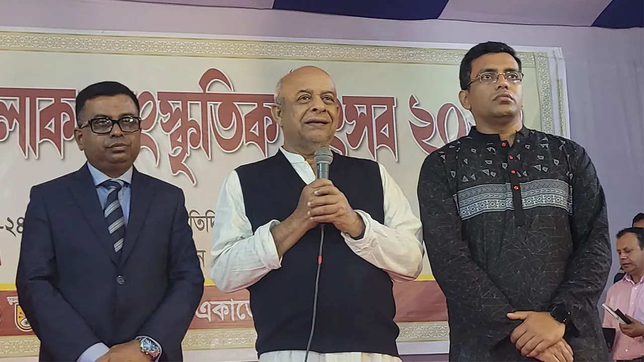 বেদখল হওয়া রেলের জমি পুনরুদ্ধার করা হবে : রেলমন্ত্রী