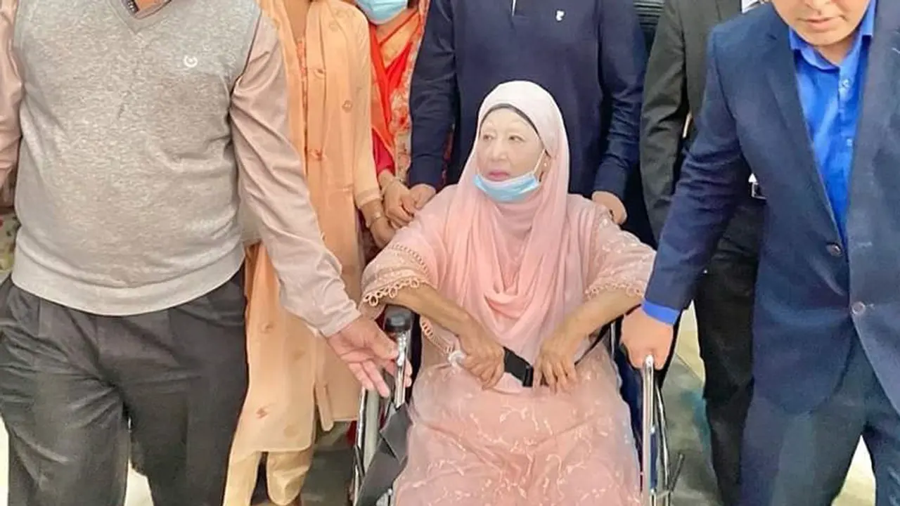 হাসপাতালে খালেদা জিয়া, ভর্তির সিদ্ধান্ত রাতে