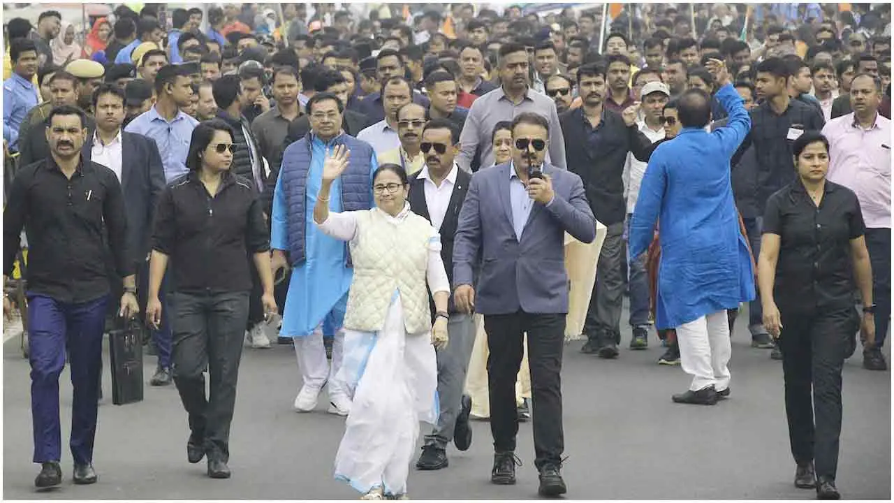 দিল্লি জয়ের হুঙ্কার মমতার