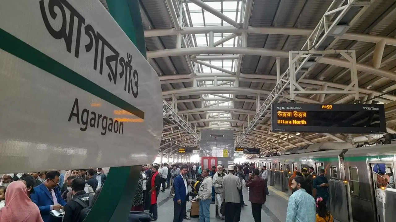 যে কারণে দুই ঘণ্টা বন্ধ মেট্রোরেল