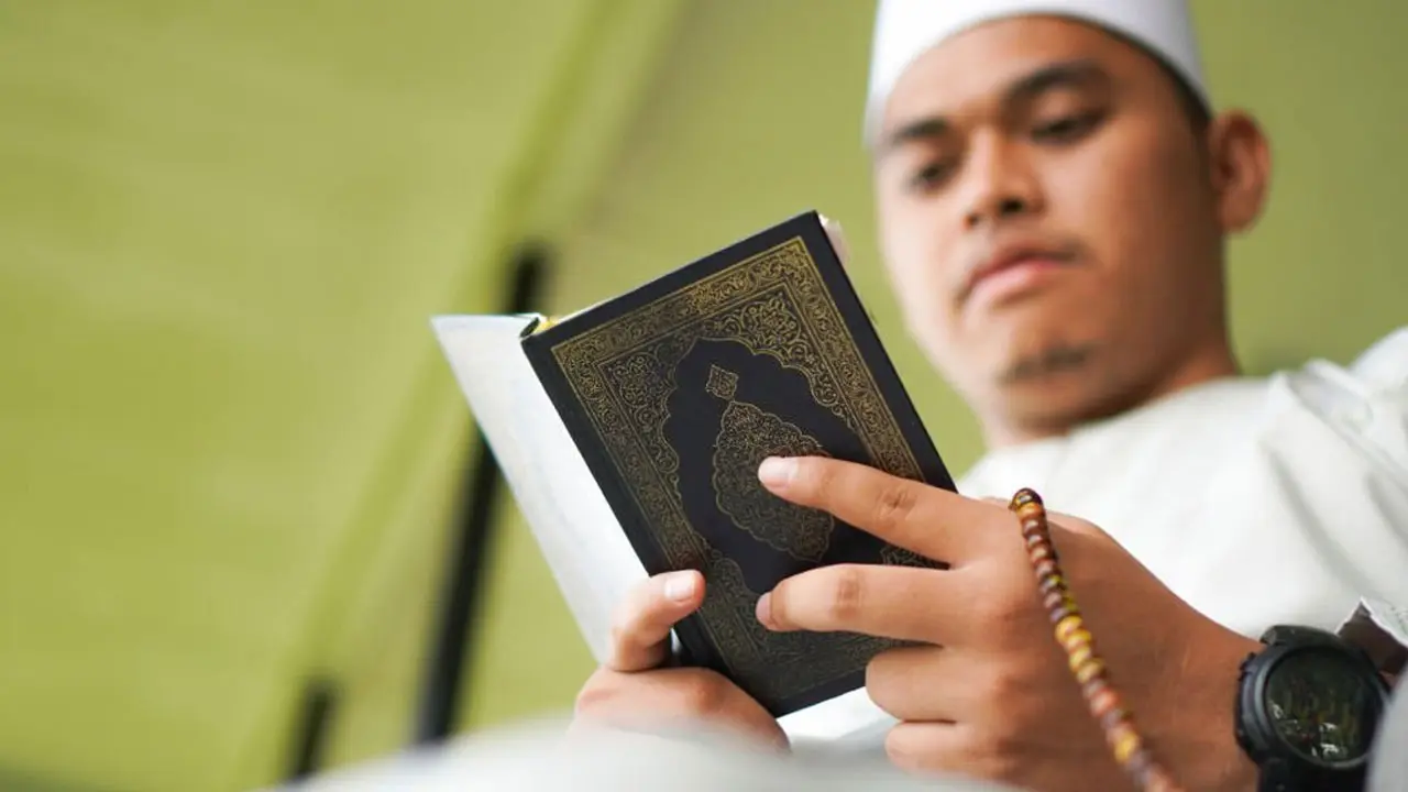 খালি গায়ে কোরআন তিলাওয়াত করা যাবে?
