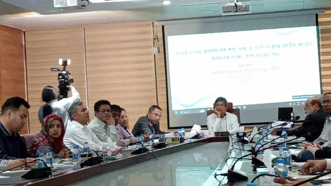 রিটার্ন জমা না দেওয়া বাড়িওয়ালাদের খুঁজতে বিশেষ অভিযান করবে এনবিআর