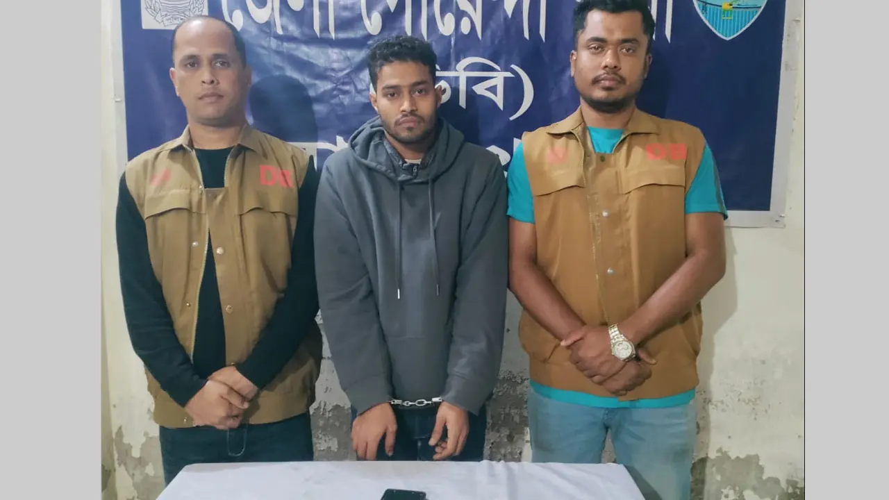 মোবাইলের রিসাইকেল বিনের ভিডিও পড়ল মেকানিকের হাতে, তারপর... 