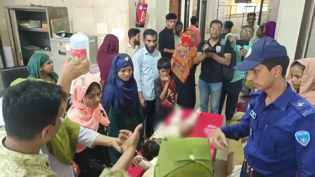 ভাসানচরে গ্যাস সিলিন্ডার বিস্ফোরণে শিশুসহ ৯ রোহিঙ্গা দগ্ধ