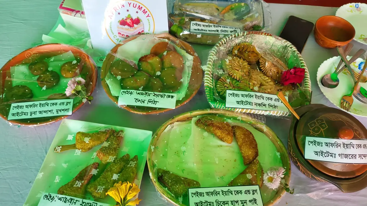 ঢাকায় বসেছে নিরাপদ পিঠার হাট