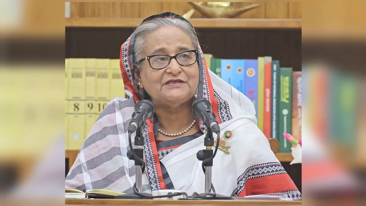 আমার কাছে ক্ষমতা হলো— থাকে লক্ষ্মী যায় বালাই