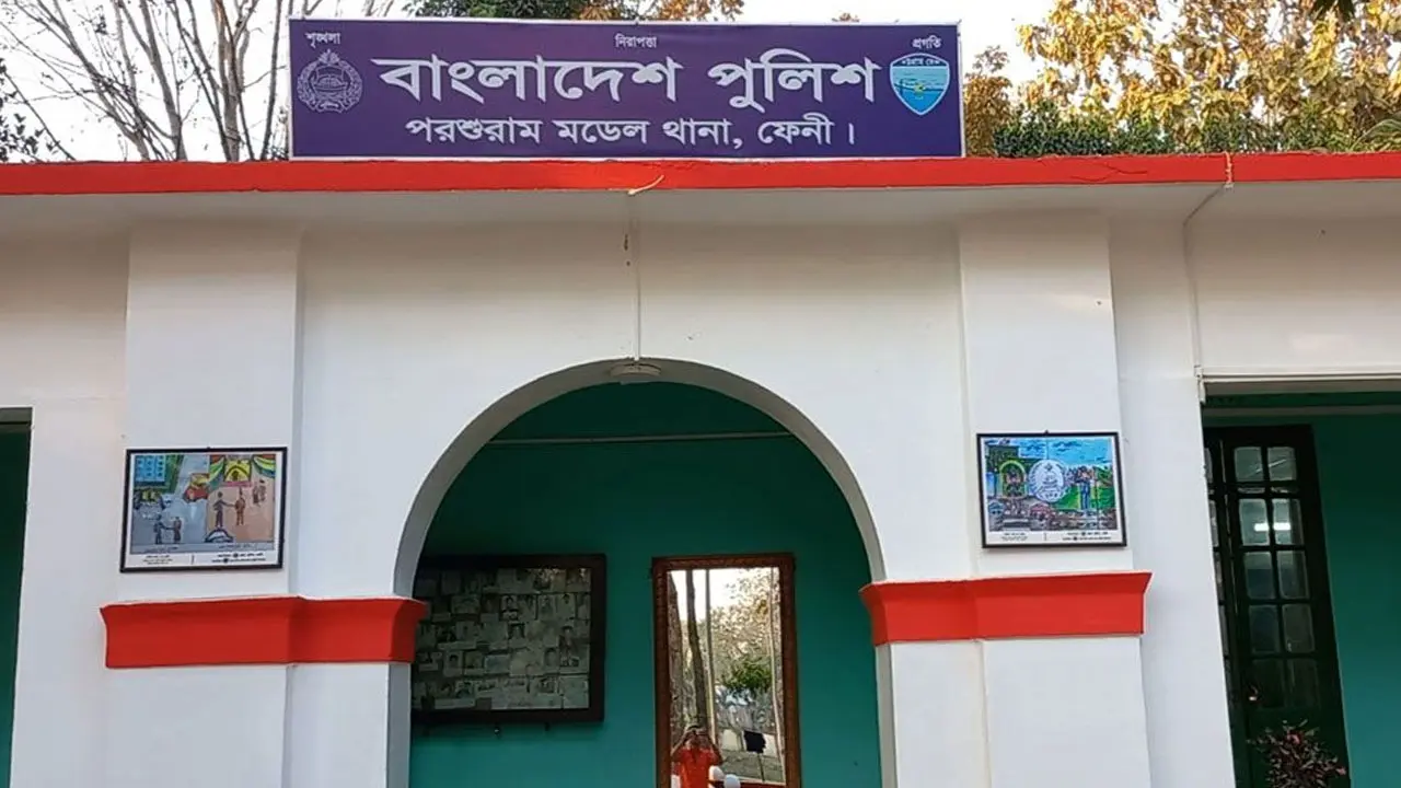 হেলমেট পরে ঘরে ঢুকে শিশুকে হত্যা করল ২ যুবক, পালিয়ে বাঁচল বোন