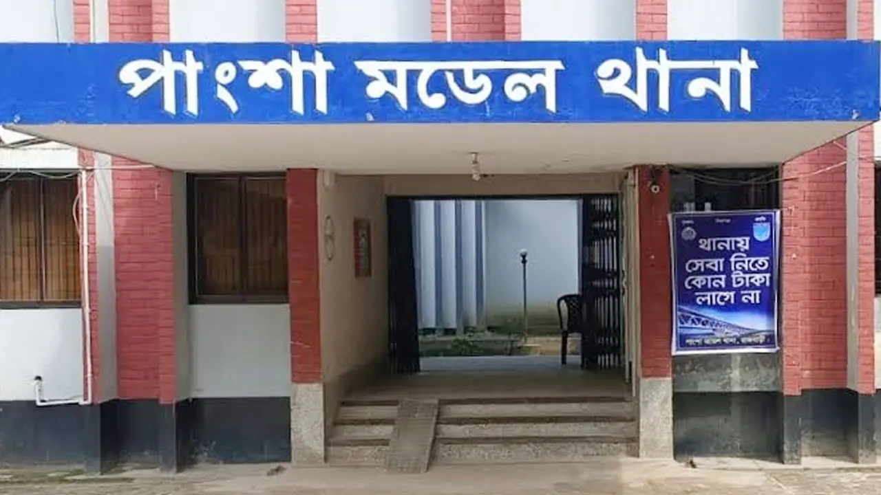 বাড়ির পাশের বাঁশঝাড়ে মিলল প্রবাসীর স্ত্রীর মরদেহ